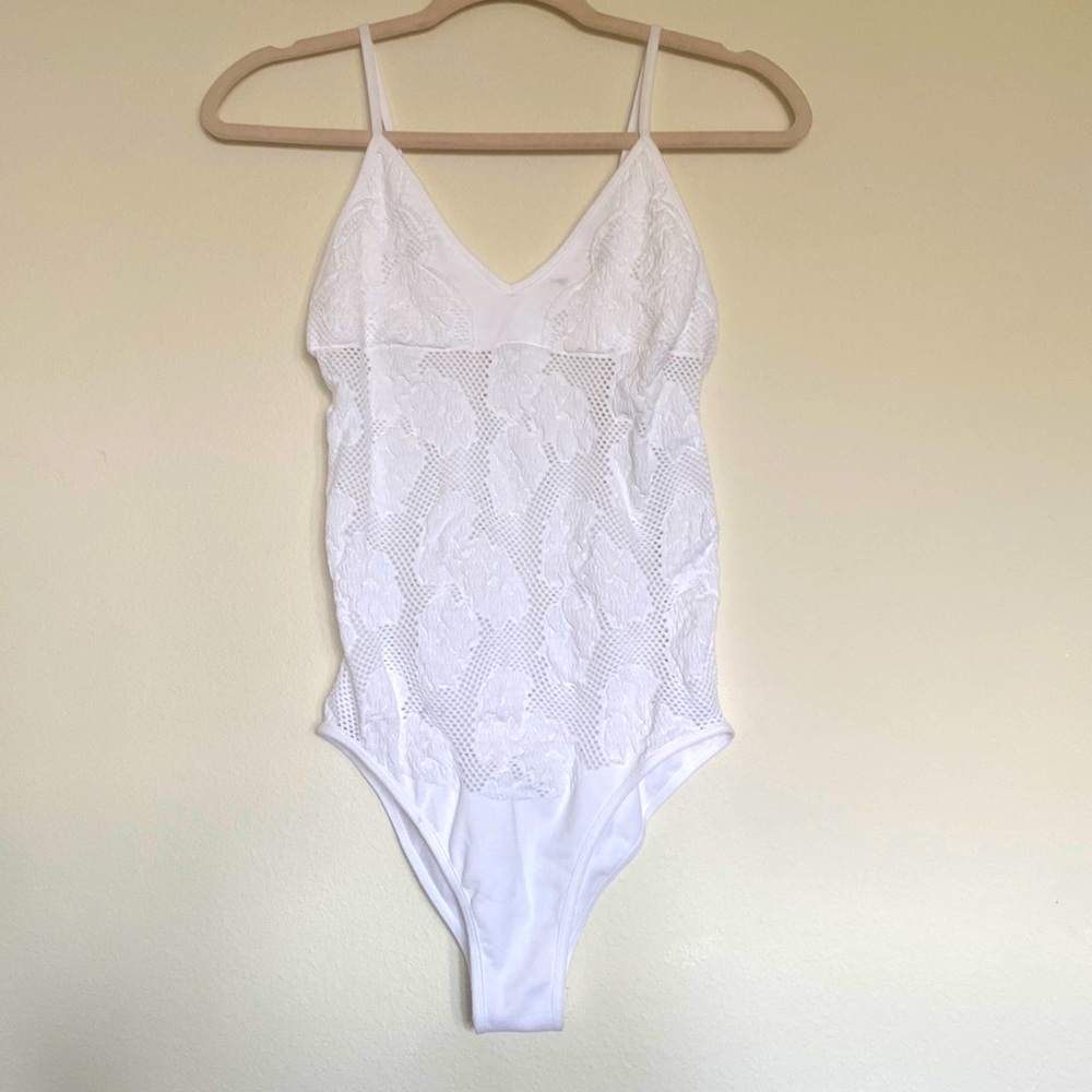 Gorgeous white bodysuit